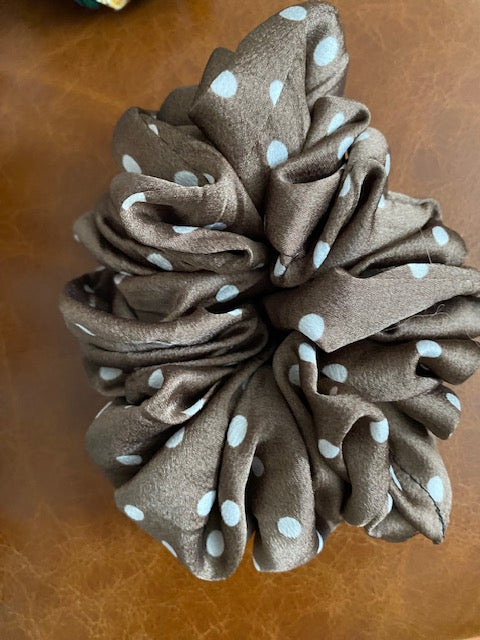 Silk scrunchie