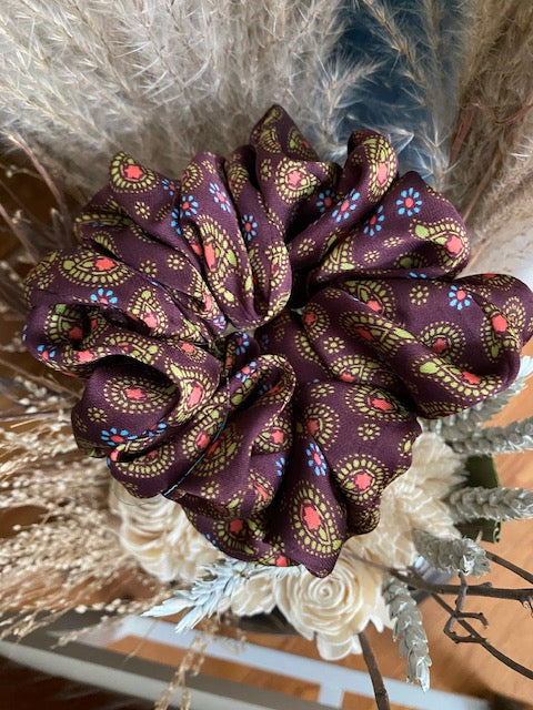 Silk scrunchie