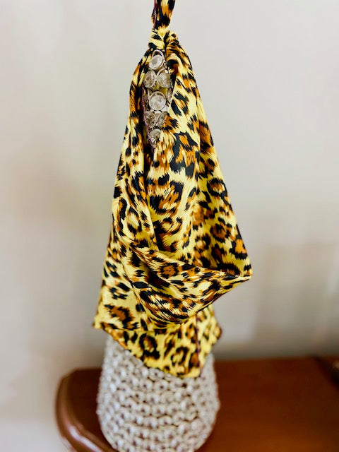 Silk scarf leopard - medium